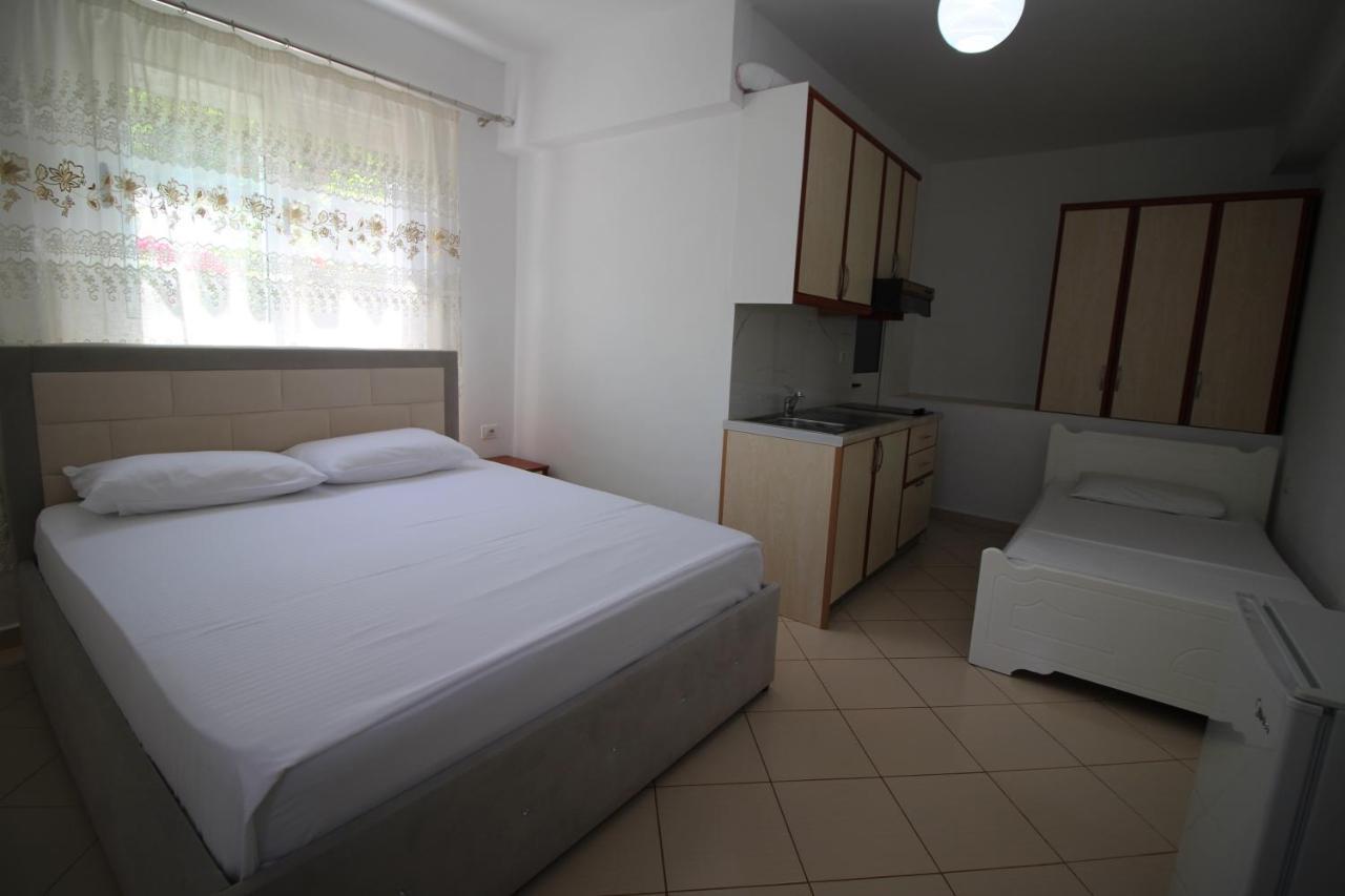 Hotel Villa Ambra Ksamil Esterno foto