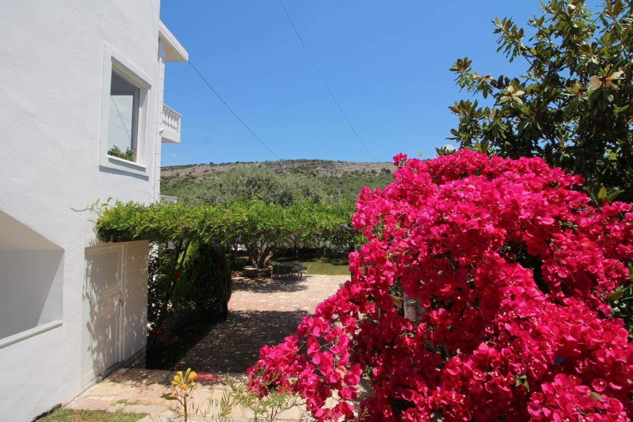 Hotel Villa Ambra Ksamil Esterno foto
