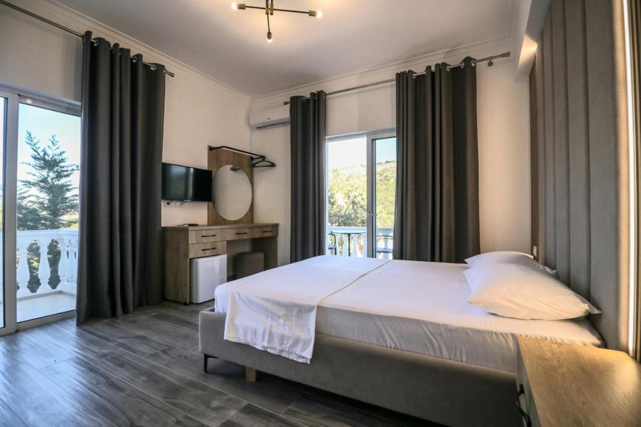Hotel Villa Ambra Ksamil Esterno foto
