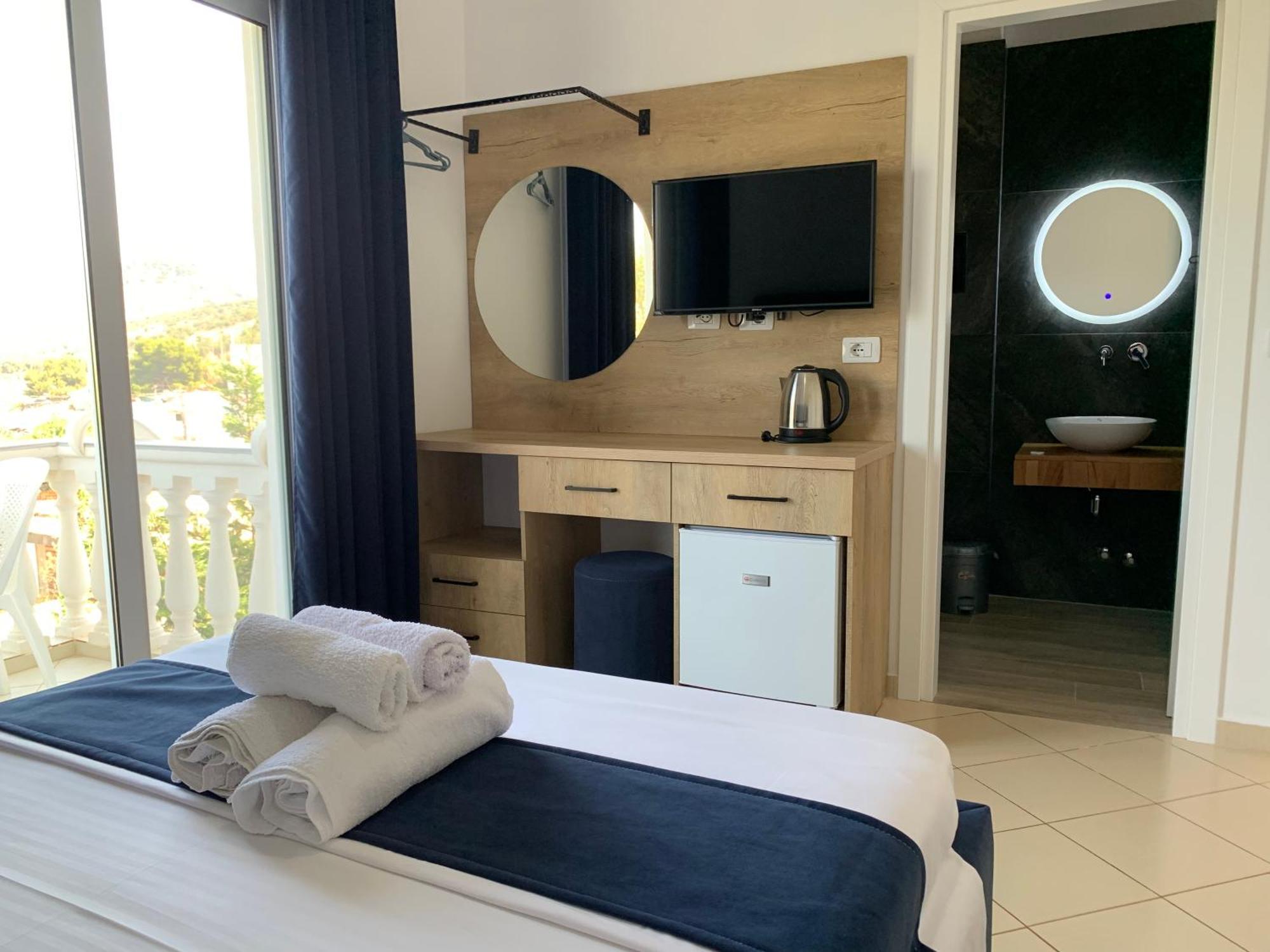 Hotel Villa Ambra Ksamil Esterno foto
